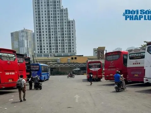 Tàu, xe "cháy vé" dịp nghỉ lễ 30/4 - 1/5