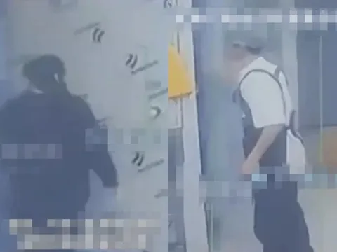 Người phụ nữ bị nhét vào tủ đông, camera giám sát "tố cáo" hành động nhẫn tâm của đồng nghiệp
