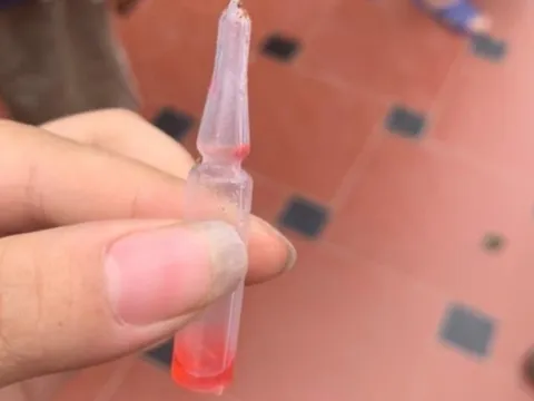 Nam Định: Chị tử vong, em 10 tuổi nguy kịch do uống nhầm thuốc chuột có dạng siro