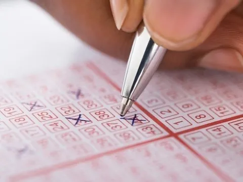 Người đàn ông trúng số hơn 400 tỷ đồng nhờ kiên định "nuôi" một dãy số duy nhất trong suốt 30 năm