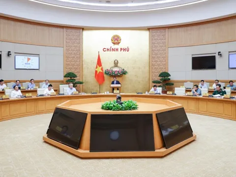 Thủ tướng: Triển khai hiệu quả "bộ tứ chiến lược"; thực hiện bằng được các mục tiêu lớn