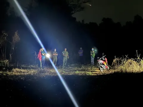 Một ngày sau khi mượn xe "đi đây tí", người đàn ông 35 tuổi được tìm thấy tử vong trong tư thế "kỳ lạ" ở giữa rừng Bình Dương