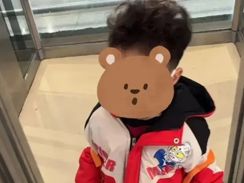 Mẹ bỉm đưa 2 con về quê nghỉ lễ, bật khóc ở ga tàu vì lạc mất con và cái kết