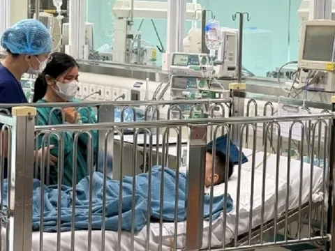 Thông tin mới nhất về vụ bác sĩ Bệnh viện Đa khoa tỉnh Nam Định bị "tố" yêu cầu đóng đủ tiền mới cấp cứu cho bệnh nhân