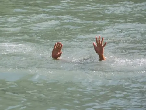 4 anh chị em trong một gia đình đuối nước tử vong thương tâm vì điều này