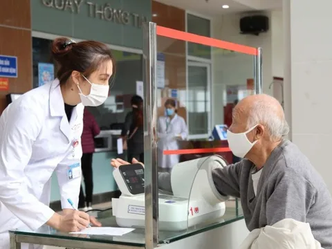 Từ 1/7/2025, 5 trường hợp được hưởng 100% bảo hiểm y tế, ai cũng cần biết kẻo mất quyền lợi