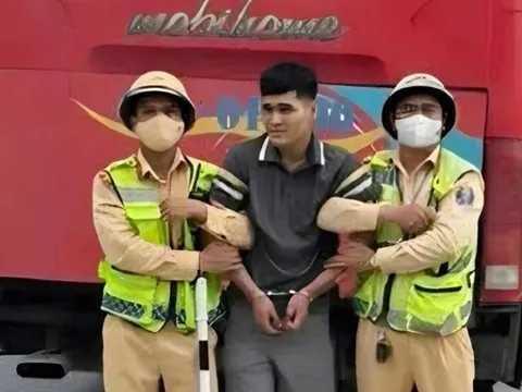 Cướp tiền trong cửa hàng tạp hóa ở Hà Nội, bị bắt ở Nghệ An