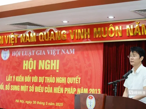 Sửa đổi Hiến pháp: Đề xuất loại hình "tổ chức chính trị – xã hội – nghề nghiệp, các hội quần chúng do Đảng, Nhà nước giao nhiệm vụ"