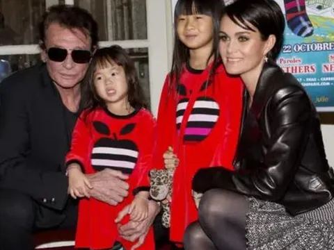 Bị bỏ rơi, 2 bé gái Việt đổi đời sau 20 năm được đại gia Pháp nhận nuôi, cuộc sống sung sướng