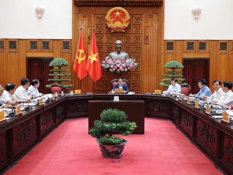 Thủ tướng: Luật Thương mại điện tử cần vừa quản lý được, vừa kiến tạo phát triển