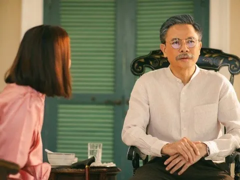 Định cho con gái 300 triệu mua nhà, nghe lén con rể nói chuyện, bố vợ thêm tiền mua hẳn 1 căn khác
