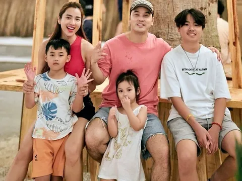 Ưng Hoàng Phúc tâm sự gia đình từ 5 người nay còn 4, sốt sắng khi con trai riêng của vợ đoàn tụ với bố ruột