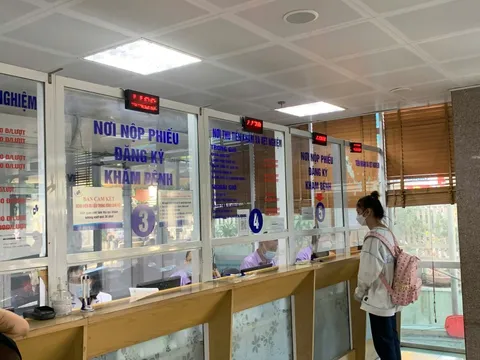 Khám chữa bệnh BHYT: Việc người bệnh phải tự mua thuốc sẽ cơ bản được khắc phục