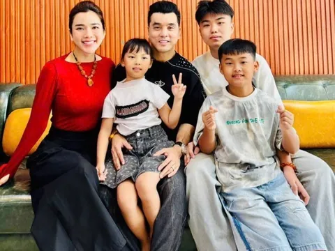 Ưng Hoàng Phúc bồi hồi tiễn con riêng của vợ đi Mỹ định cư, hé lộ ngành học của quý tử ở trời Tây