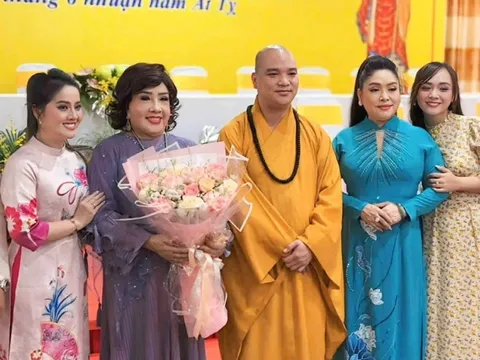 Con gái NSƯT Vũ Linh cúi đầu xin lỗi NSND Lệ Thủy, dân tình ngán ngẩm vì ồn ào gia đình