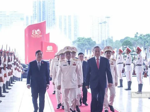 Tổng Bí thư Tô Lâm: Sự liêm chính và kỷ luật là "xương sống" của lực lượng công an