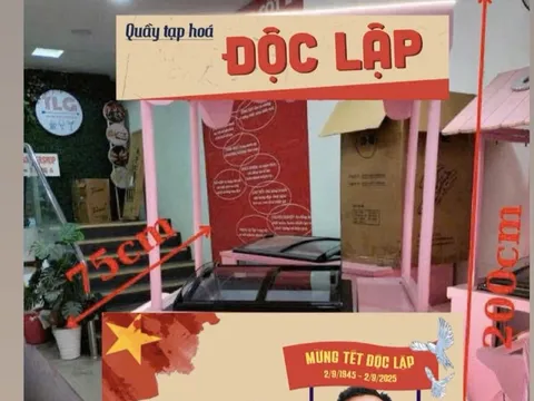 Gái xinh Hà Nội tặng 500 que kem cho bà con đi xem tổng hợp luyện A80, hoá ra là "công chúa nhà mặt phố, bố đại gia"