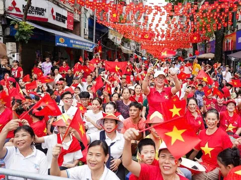 Thủ tướng Chính phủ chỉ đạo đẩy nhanh việc tặng quà Quốc khánh cho người dân