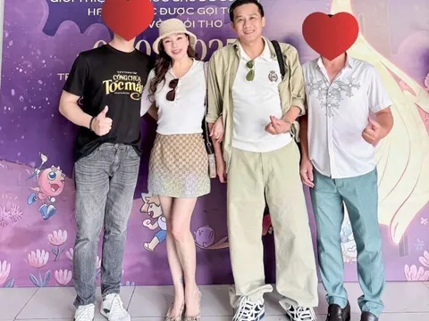 Sao Việt 24h: Hồ Quỳnh Hương hiếm hoi xuất hiện cùng ông xã doanh nhân, được khen trẻ hơn so với tuổi thật