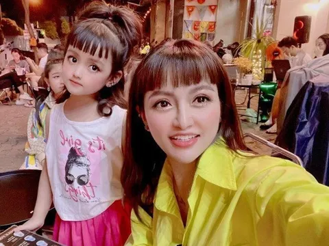 Mẹ sao nhí Cherry An Nhiên bị nói chiều con vì con gái thích gì có nấy, bé muốn đi nước ngoài mẹ lập tức đặt vé