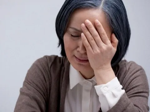 Gom tiền mua nhà cho con trai, cứ tưởng được về sống chung để chăm cháu nội, mẹ chồng hối hận khi con dâu nói