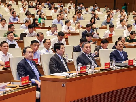 Thủ tướng: Khai thông điểm nghẽn, tạo đột phá phát triển, hiện đại hóa, chấn hưng nền giáo dục nước nhà