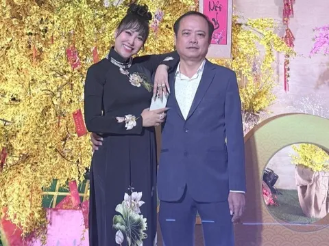 Phi Thanh Vân sắp lên xe hoa lần 3, chồng sắp cưới U60 là giám đốc công ty xây dựng
