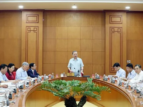 Tổng Bí thư Tô Lâm: Tháo gỡ vướng mắc phát sinh, đảm bảo tính thống nhất, đồng bộ của hệ thống pháp luật