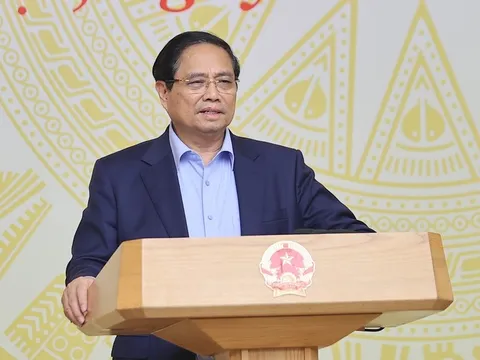 Thủ tướng: Kiểm điểm hằng tuần, quyết gỡ 'thẻ vàng' IUU trong năm 2025