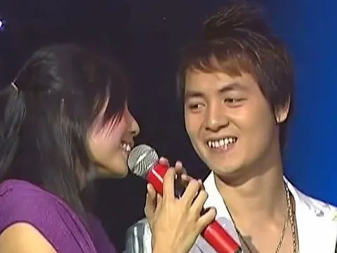 Nam ca sĩ nổi tiếng cùng Thủy Tiên 20 năm trước: Nay giàu sụ, sống hạnh phúc bên mỹ nhân trong biệt thự to đùng