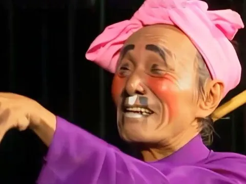 Người thầy đáng kính của Xuân Hinh - "Vua hề chèo" đích thực là bố ruột một nữ NSND, từng gả con cho trò cưng