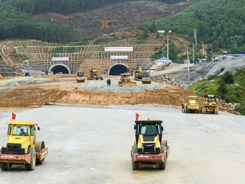 Bộ Xây dựng: Giải ngân vốn đầu tư công đạt hơn 54% kế hoạch năm