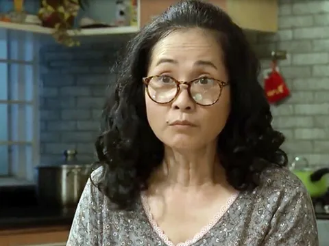 Giúp việc lương 10 triệu/tháng lười làm việc nhà, ăn sáng bằng phở bò tái, ngủ tới 4h chiều, đòi chủ chở đi chơi