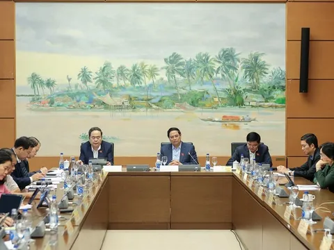 Thủ tướng: Xây dựng pháp luật phải giải quyết được những bài toán thực tiễn rất cụ thể