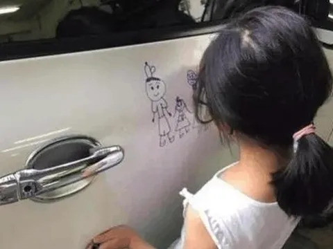 Bố tức giận khi thấy con gái vẽ bậy lên xe ô tô đắt tiền, khi bức tranh hoàn thành, ông hối hận