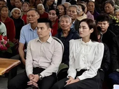 Hoa hậu Đỗ Thị Hà đi làm cùng thiếu gia Viết Vương và bố chồng, dâu hào môn nghìn tỷ được khen vì đẹp giản dị