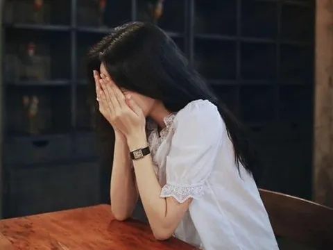 Mẹ chồng U50 đòi ăn cá hồi, ngủ tới 4h chiều mới dậy, bỏ cháu ở nhà một mình để đi nhảy