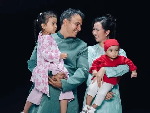 Võ Hạ Trâm có chồng "giàu nứt vách" vẫn nuôi con tiết kiệm: Học trường dòng, ăn chay trường, nói 3 thứ tiếng