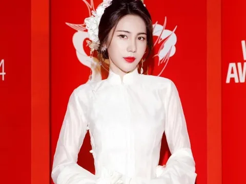 Ngỡ ngàng trước diện mạo hiện tại của ca sĩ Thủy Tiên