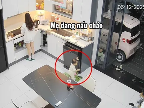 Camera ghi lại cảnh người đàn ông lén vào nhà đánh cắp đứa trẻ, mẹ Việt hoảng loạn tìm kiếm và cái kết rơi nước mắt