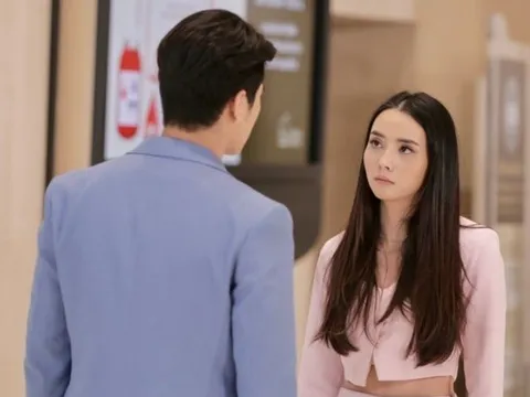 Bỏ vợ cũ cưới vợ mới xinh đẹp, đêm tân hôn thấy thứ trong ví cô ấy, tôi tái mặt