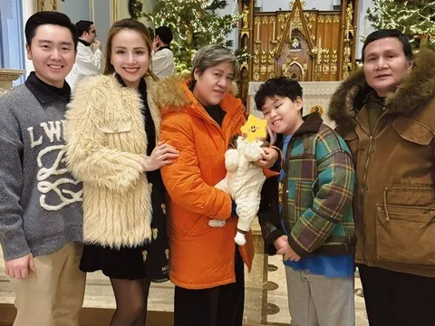 Mẹ ruột Diễm Hương "lội bộ" đi chợ ở nước ngoài để nấu cơm quê dân dã, con rể tấm tắc khen ngon