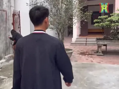 Cận cảnh cơ ngơi giản dị của Đình Bắc và Khuất Văn Khang, ngắm thứ quý giá nhất trong nhà