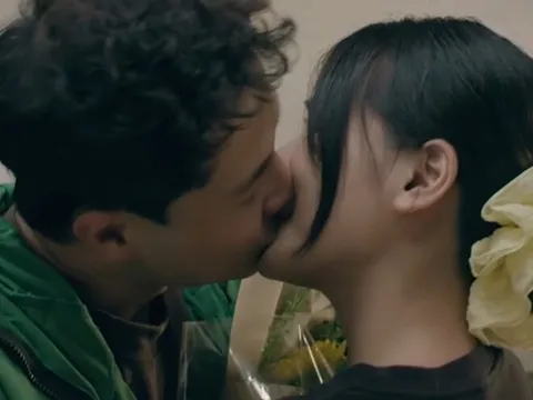 "Bạn gái mới" của Thanh Sơn: Là mỹ nhân VTV thế hệ 2000, thủ khoa ngành Sân khấu vẫn bị từ chối vai