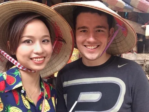 Gái xinh Hà Nội phải lòng chàng trai Mỹ, về làm dâu được mẹ chồng cưng chiều, tâm đắc nuôi con ở Mỹ quá tốt