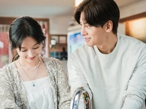 Chiều 26 Tết thấy 10 cuộc gọi nhỡ của mẹ chồng, tôi lo lắng gọi lại rồi òa khóc trước những lời bà nói