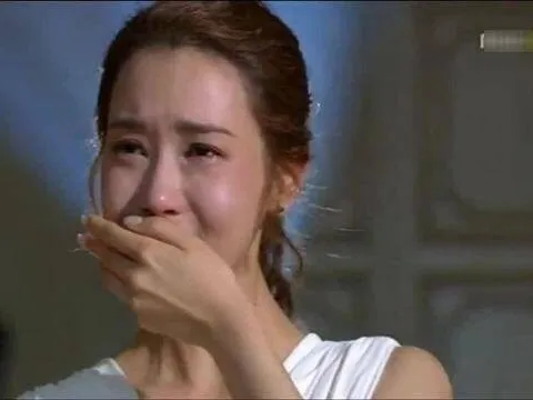 Phát hiện mẹ chồng U50 có bầu, tôi giả vờ không biết, 3 tháng sau bà yêu cầu một việc khiến tôi sợ hãi