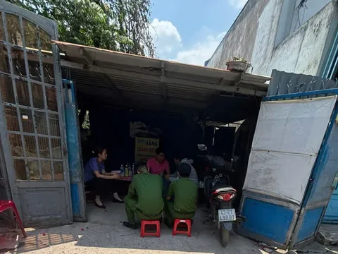 Nghi án chồng tự thiêu khiến 3 người trong gia đình bị bỏng nặng: Hàng xóm kể lại khoảnh khắc bất thường trước khi ngọn lửa bùng phát