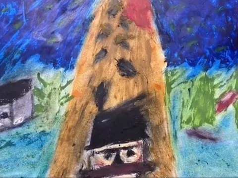 Con gái 21 tuổi thường xuyên vẽ những bức tranh kỳ dị, mẹ lên mạng cầu cứu, sự thật đằng sau mới đau lòng