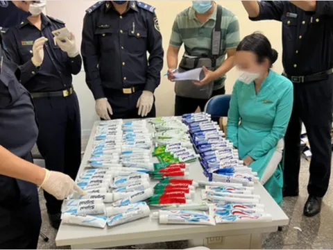 Lần theo dòng chảy ma túy tiếp viên hàng không xách từ Pháp về Việt Nam, công an khởi tố 1.132 bị can